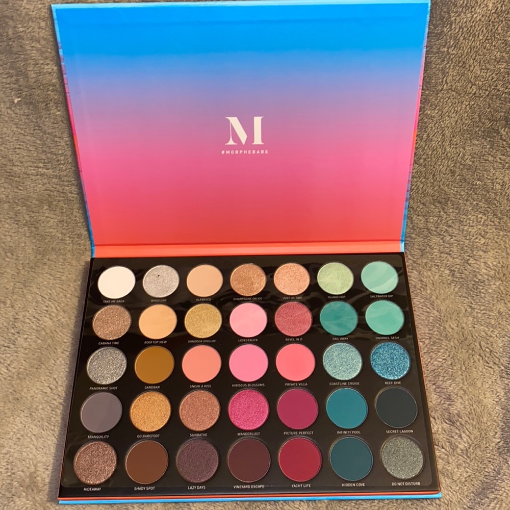 35S Sweet Oasis Morphe eyeshadow palette